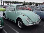 VW Bug in stock paint color L519 - Bahama Blue