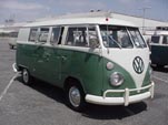 VW Microbus in original L512 - Velvet Green